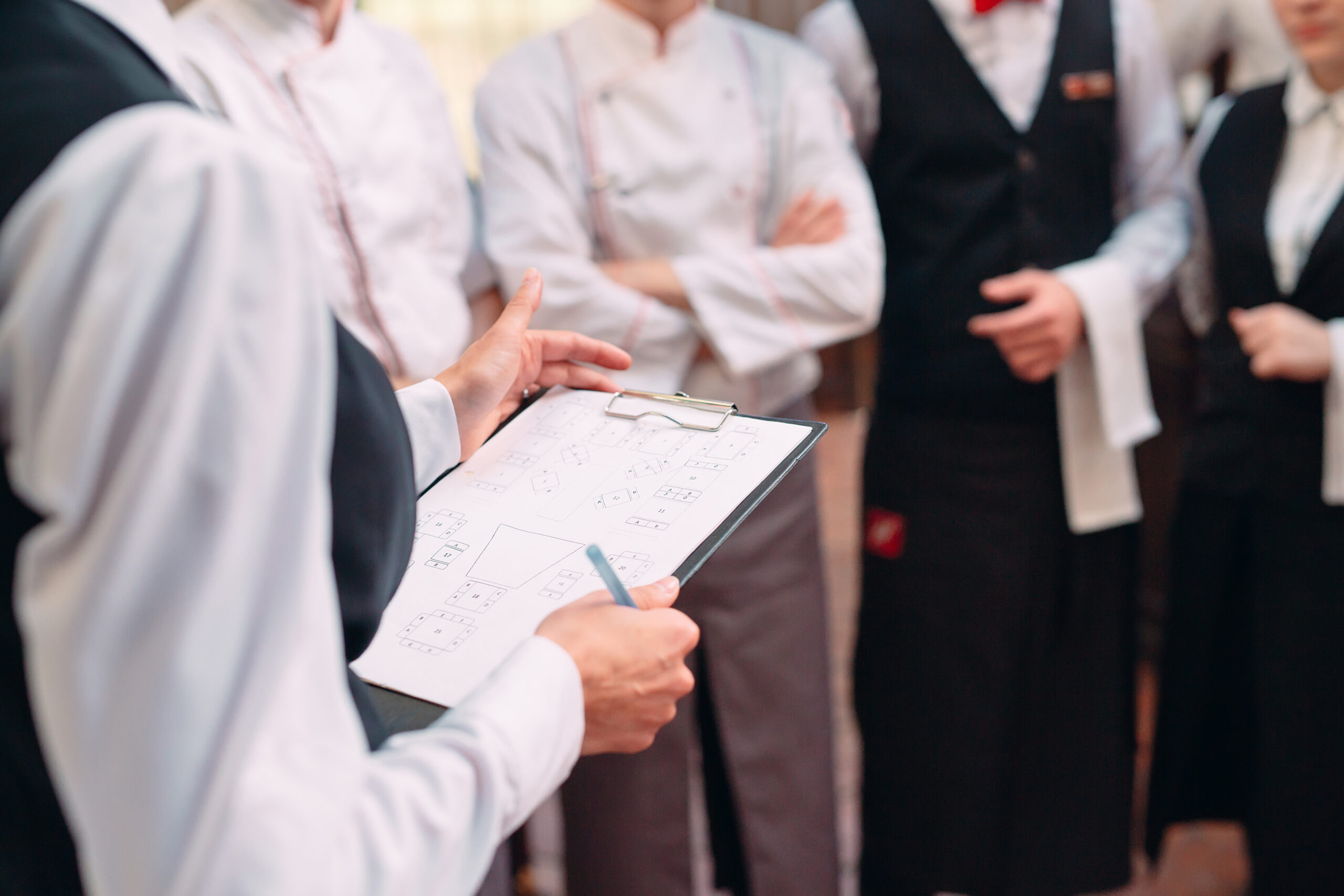 Top 5 Tips for Effective Restaurant Staff Management